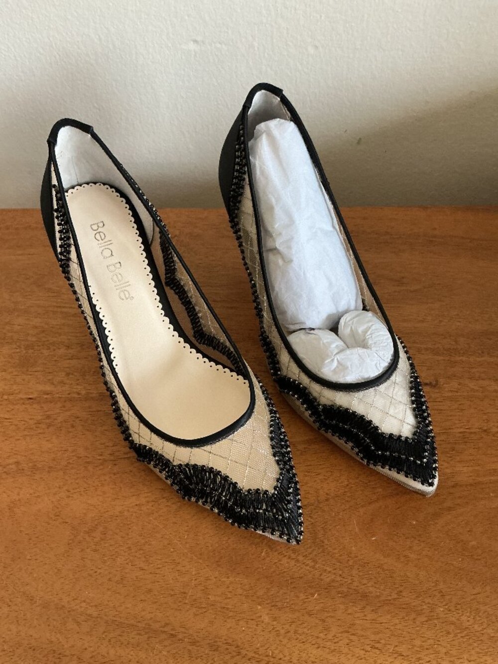 NEW BELLA BELLE Nicole Black Pumps In Black Size 6